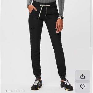 Figs Zamora Jogger Scrub Pants. Black